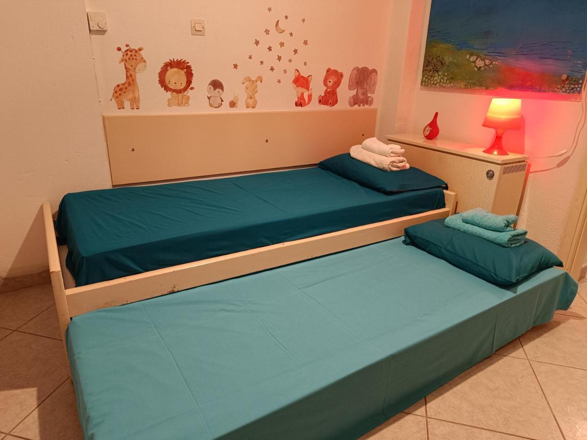 Right Across The Sea Villa Nea Kallikrateia ภายนอก รูปภาพ