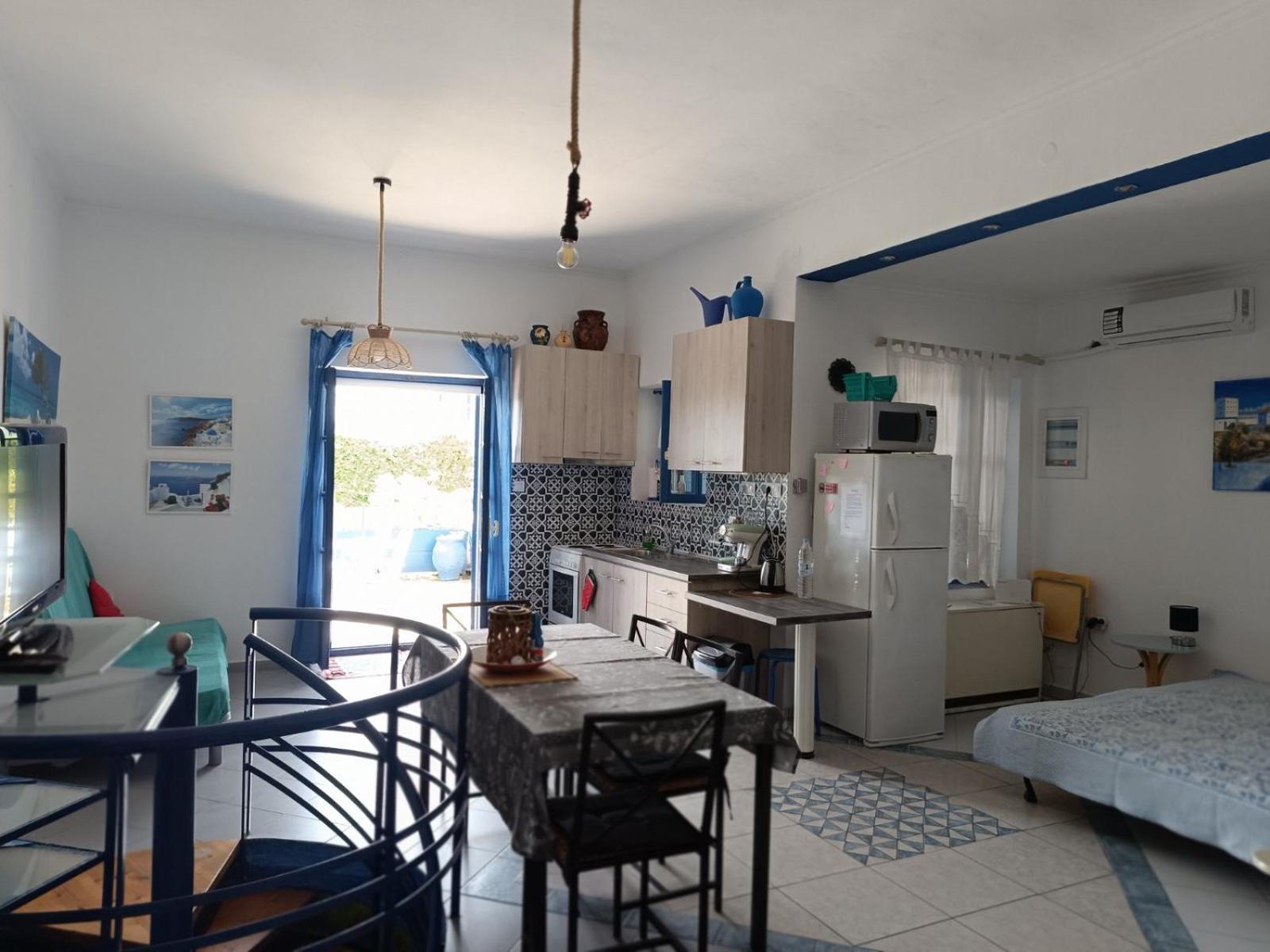 Right Across The Sea Villa Nea Kallikrateia ภายนอก รูปภาพ